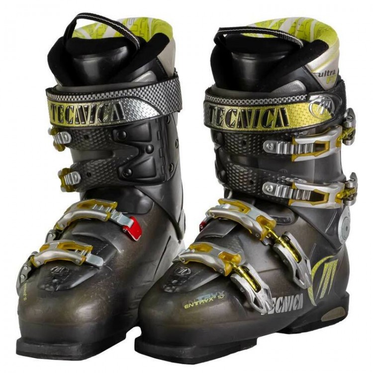 Tecnica Entryx 10 Size 28 Ski Boots