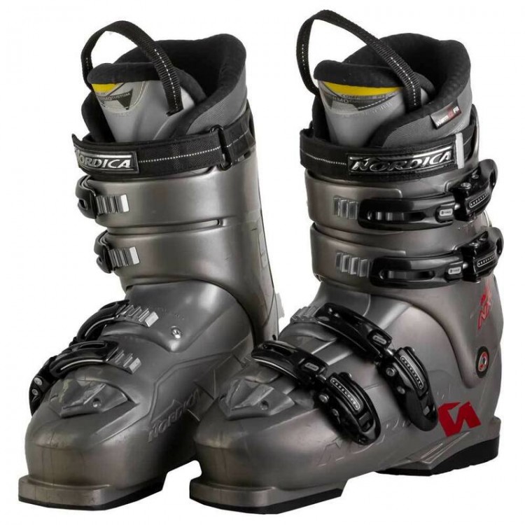 Nordica Easy Move NXW Size 23 Womens Ski Boot
