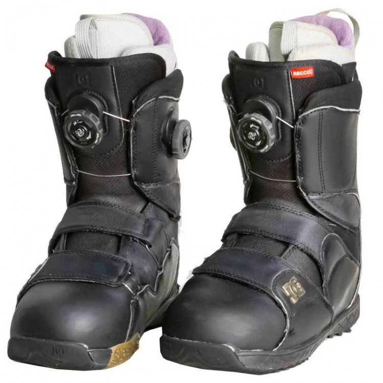 DC Mora Size 26.5 Womens Snowboard Boots