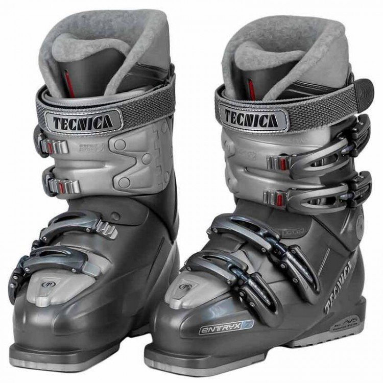 Tecnica Entryx 7 Size 23 Ski Boots